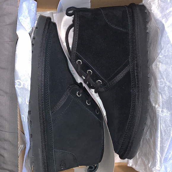 All black Ugg’s boots - Picture 3 of 7